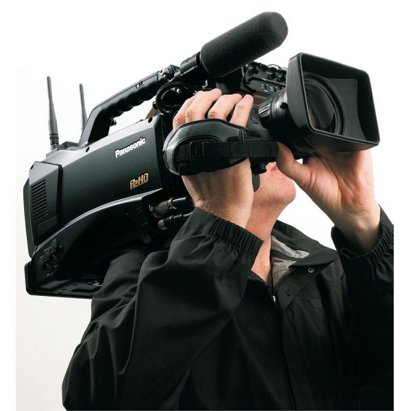 松下 Panasonic 廣播級(jí)數(shù)字?jǐn)z錄一體機(jī)AJ-HPX3100MC 宣傳手冊(cè) 彩頁
